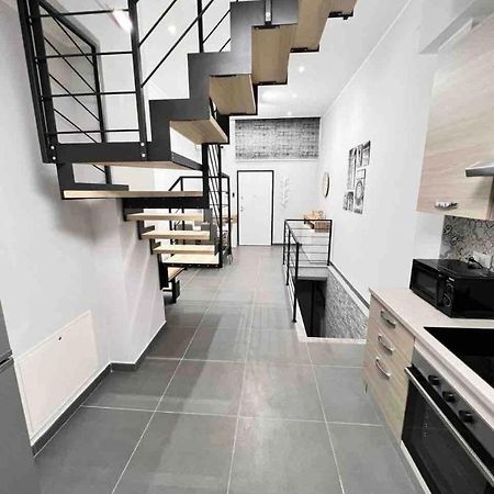 科莱尼奥Pregevole Duplex A 1 Minuto Dalla Metro公寓 外观 照片