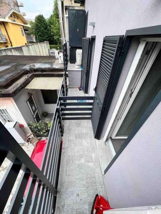 科莱尼奥Pregevole Duplex A 1 Minuto Dalla Metro公寓 外观 照片